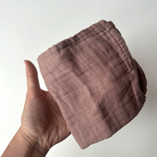 Why Muslin Wash Cloths Are a Must-Have for Your Skincare Routine