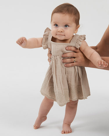 Muslin Charlotte Dress Sleeveless - Oat